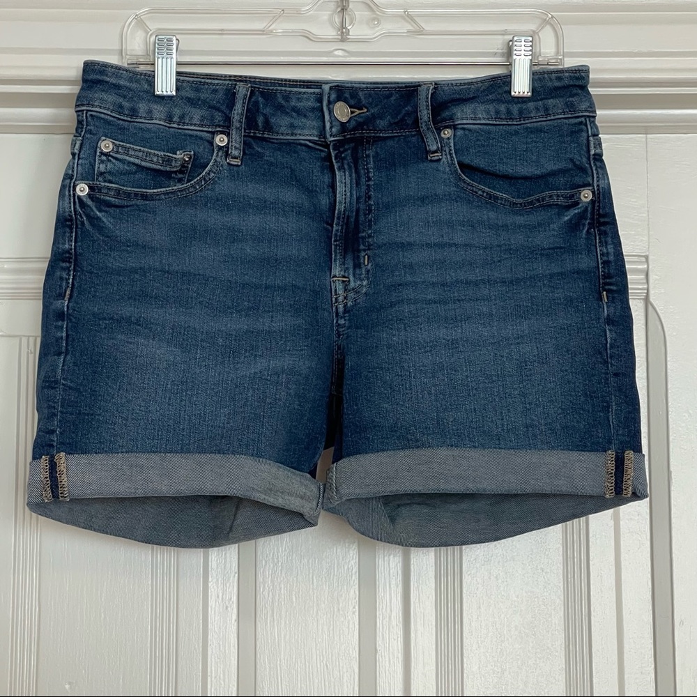 Gap 5” Denim Shorts